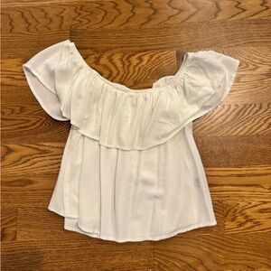 Style Envy White Ruffled Blouse